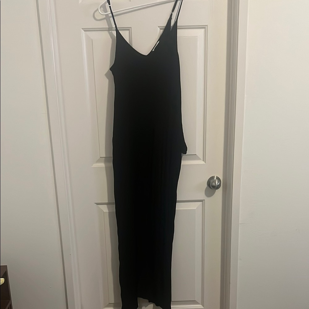 Elegant Black Maxi Dress